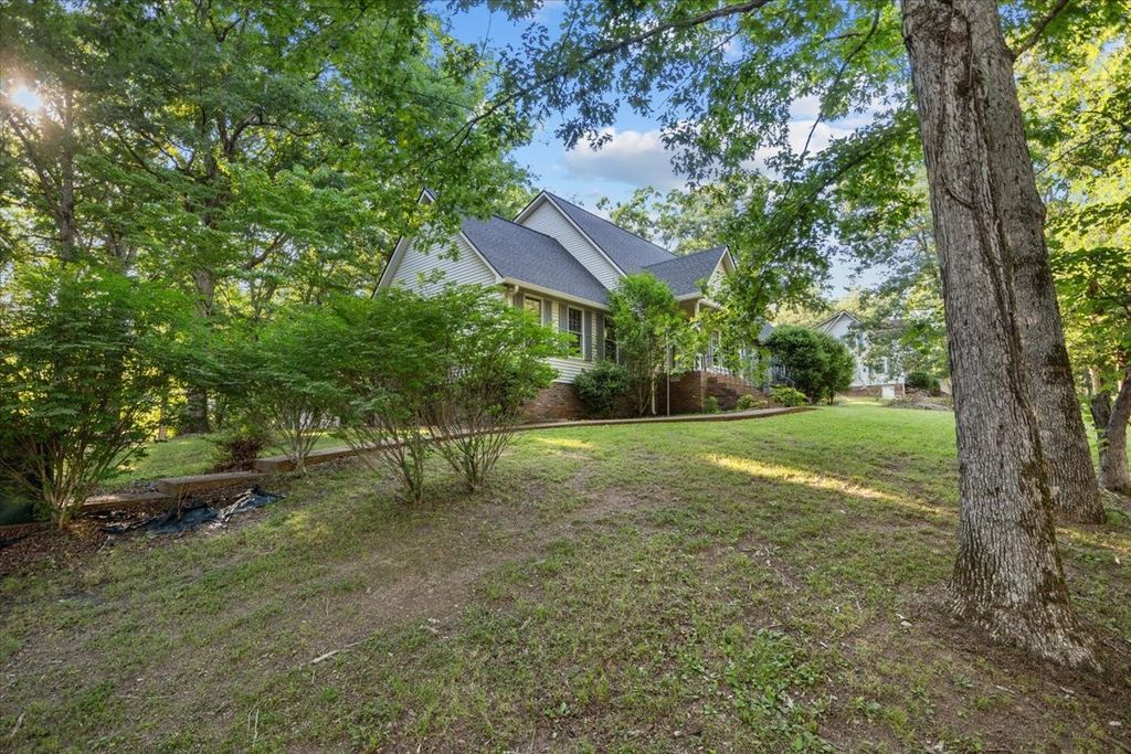 118 Dylark Dr, Waverly, TN 37185