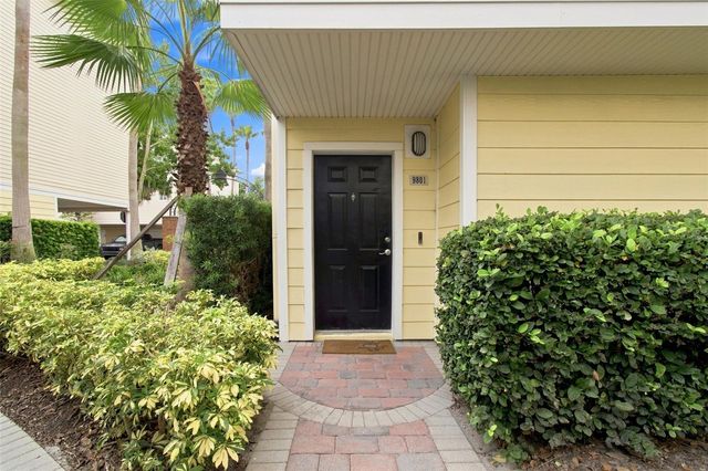 9801 MEADOW FIELD CIRCLE, Tampa, FL 33626