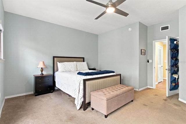 9801 MEADOW FIELD CIRCLE, Tampa, FL 33626