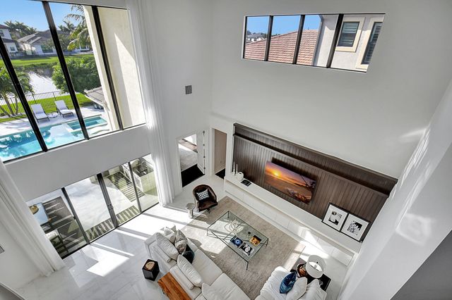 9766 Vitrail Lane, Delray Beach, FL 33446