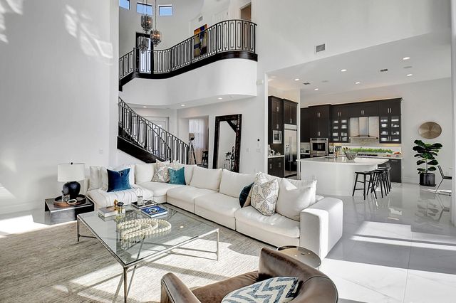 9766 Vitrail Lane, Delray Beach, FL 33446