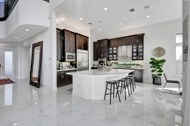 9766 Vitrail Lane, Delray Beach, FL 33446