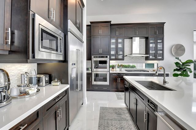 9766 Vitrail Lane, Delray Beach, FL 33446