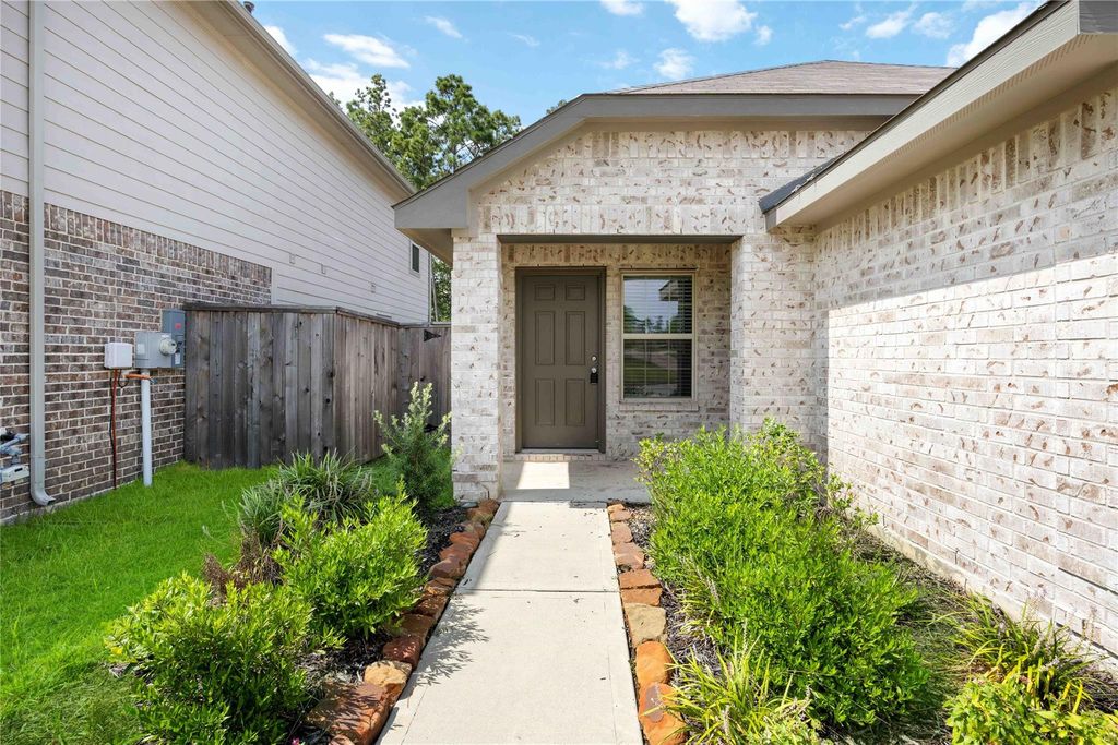 3651 Solanum Drive, Conroe, TX 77301