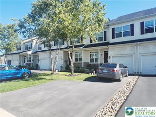 972 King Way, Upper Macungie Twp, PA 18031