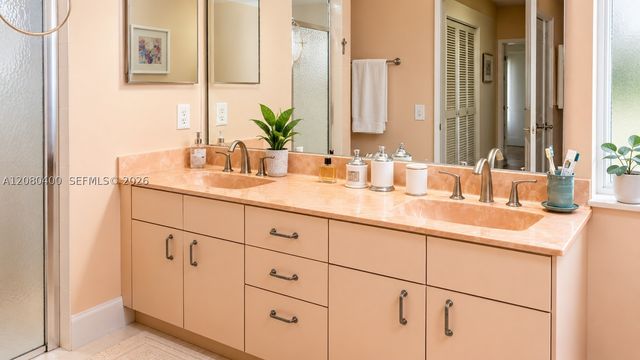 10411 NW 48th Mnr, Coral Springs, FL 33076
