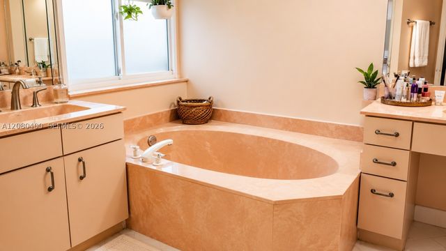 10411 NW 48th Mnr, Coral Springs, FL 33076