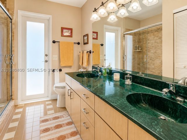 10411 NW 48th Mnr, Coral Springs, FL 33076
