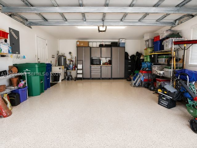 10411 NW 48th Mnr, Coral Springs, FL 33076