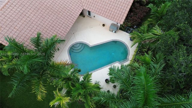 10411 NW 48th Mnr, Coral Springs, FL 33076