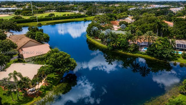 10411 NW 48th Mnr, Coral Springs, FL 33076