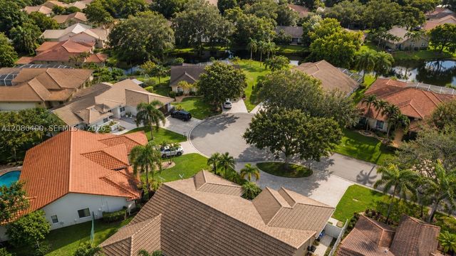 10411 NW 48th Mnr, Coral Springs, FL 33076