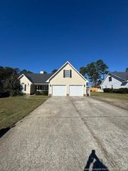 209 Dolphin Drive, Raeford, NC 28376