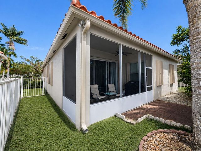 1776 Aspen Lane, Weston, FL 33327