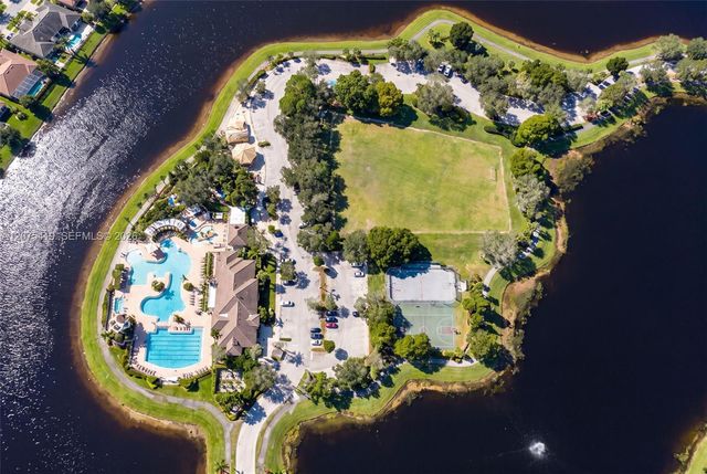 1776 Aspen Lane, Weston, FL 33327
