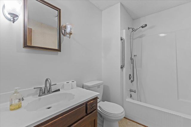 569 Westford-Milton Road, Milton, VT 05468