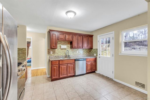 46 Falcon Drive, Hauppauge, NY 11788