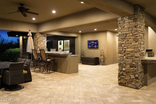 10205 E HAPPY VALLEY Road, Scottsdale, AZ 85255