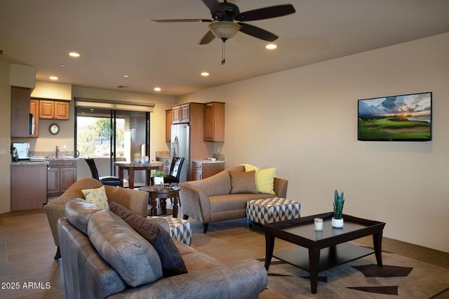 10205 E HAPPY VALLEY Road, Scottsdale, AZ 85255