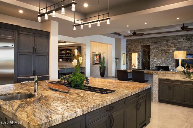 10205 E HAPPY VALLEY Road, Scottsdale, AZ 85255