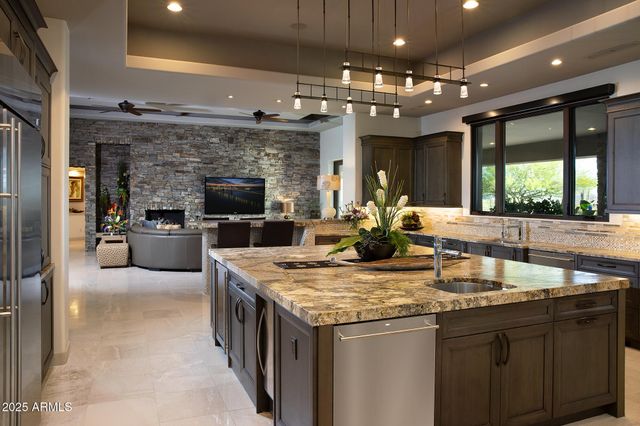 10205 E HAPPY VALLEY Road, Scottsdale, AZ 85255