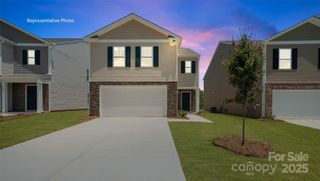 514 13th Avenue Drive NE, Hickory, NC 28601