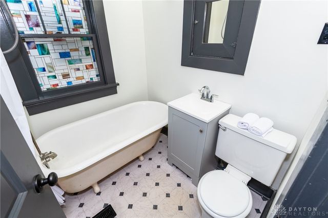 1020 Weng Avenue, Dayton, OH 45420