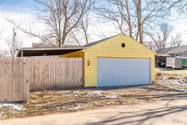 1020 Weng Avenue, Dayton, OH 45420