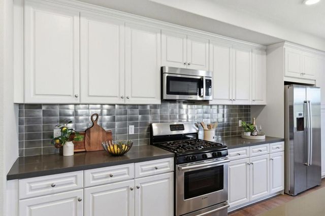 1057 Foxglove Place 203, San Jose, CA 95131