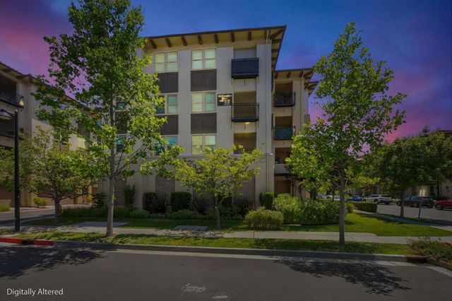 1057 Foxglove Place 203, San Jose, CA 95131