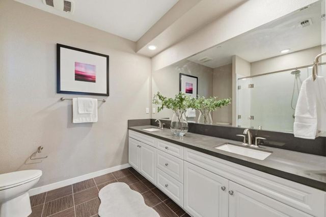 1057 Foxglove Place 203, San Jose, CA 95131
