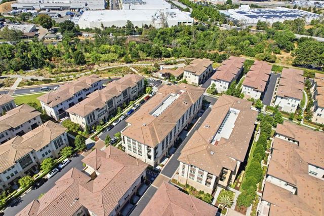 1057 Foxglove Place 203, San Jose, CA 95131