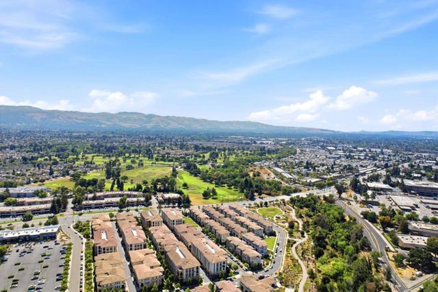 1057 Foxglove Place 203, San Jose, CA 95131