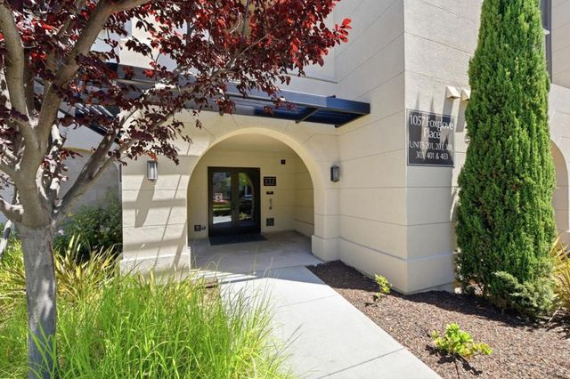 1057 Foxglove Place 203, San Jose, CA 95131