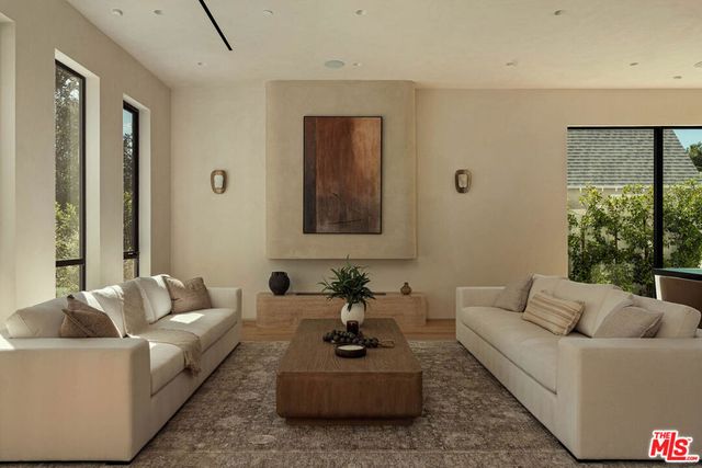 4447 Matilija Avenue, Sherman Oaks, CA 91423