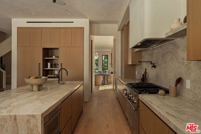 4447 Matilija Avenue, Sherman Oaks, CA 91423