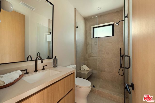 4447 Matilija Avenue, Sherman Oaks, CA 91423