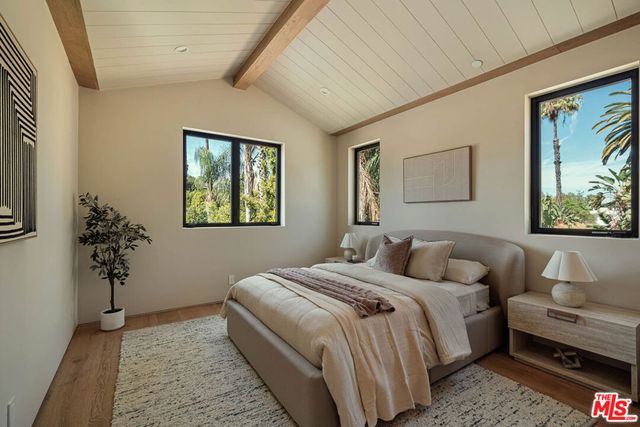 4447 Matilija Avenue, Sherman Oaks, CA 91423