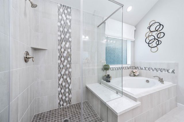 2022 Groveland Glen Drive, Houston, TX 77051