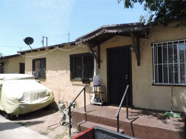 1350 E 43rd Street, Los Angeles, CA 90011