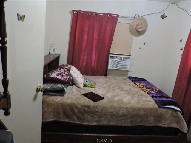 1350 E 43rd Street, Los Angeles, CA 90011