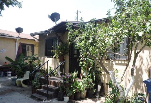 1350 E 43rd Street, Los Angeles, CA 90011