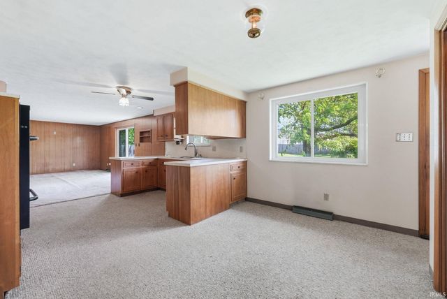 2710 Reed Road, Fort Wayne, IN 46815