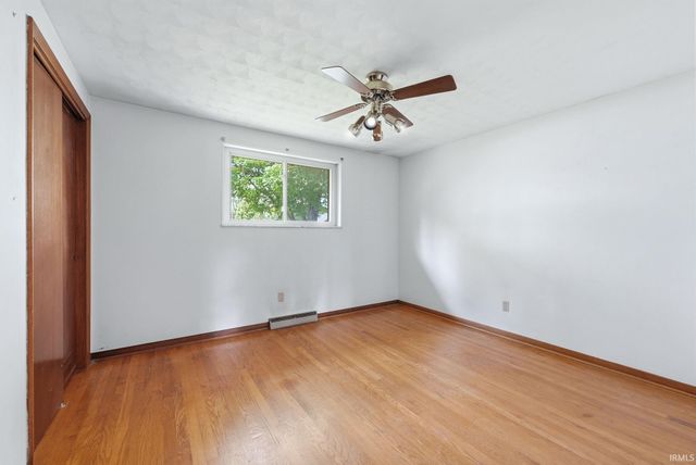 2710 Reed Road, Fort Wayne, IN 46815