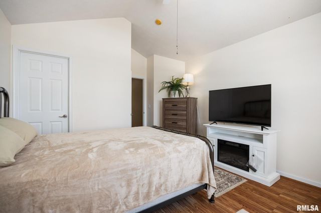 4815 N WEAVERRIDGE Boulevard, Peoria, IL 61615