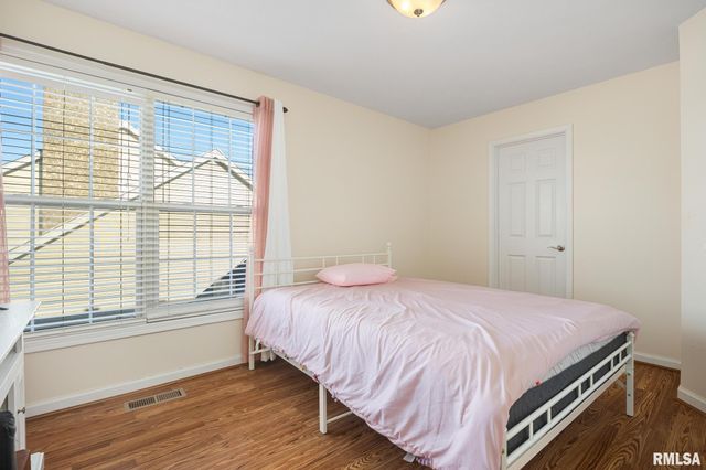 4815 N WEAVERRIDGE Boulevard, Peoria, IL 61615