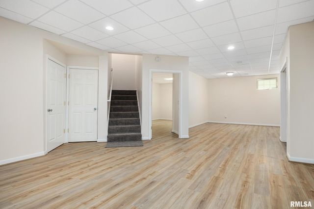 4815 N WEAVERRIDGE Boulevard, Peoria, IL 61615