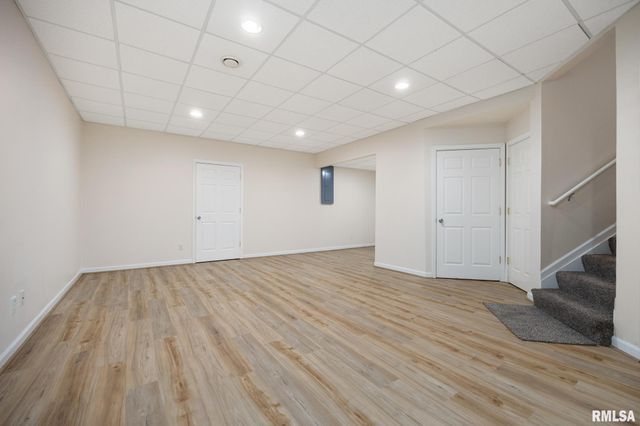 4815 N WEAVERRIDGE Boulevard, Peoria, IL 61615