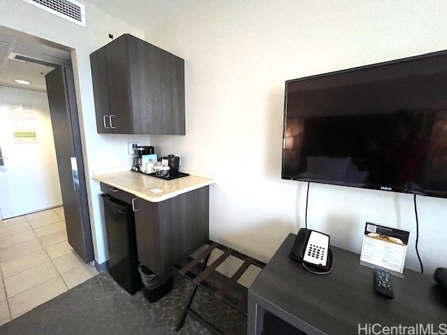 1850 Ala Moana Boulevard 1017, Honolulu, HI 96815