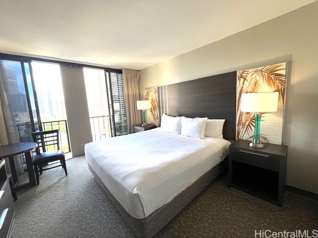 1850 Ala Moana Boulevard 1017, Honolulu, HI 96815